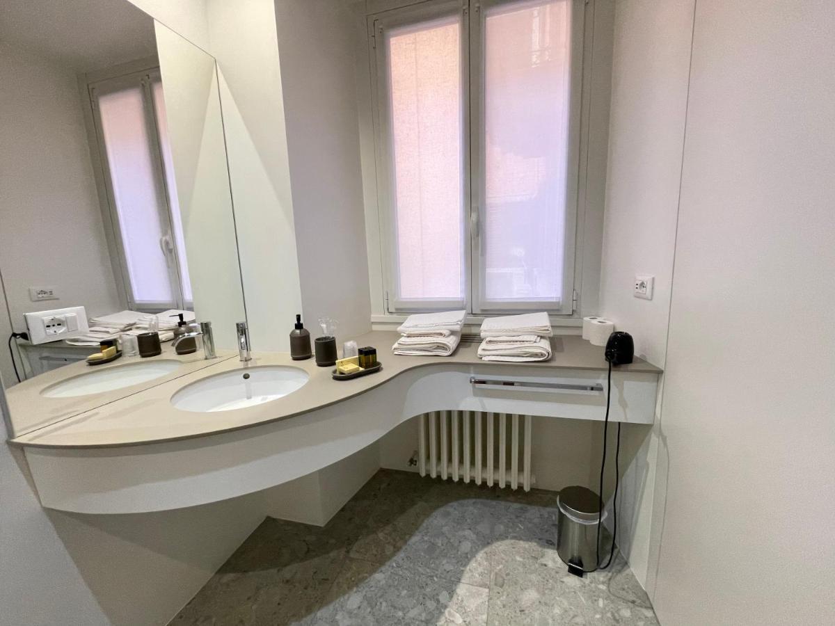 Torino48 Guesthouse Милано Екстериор снимка