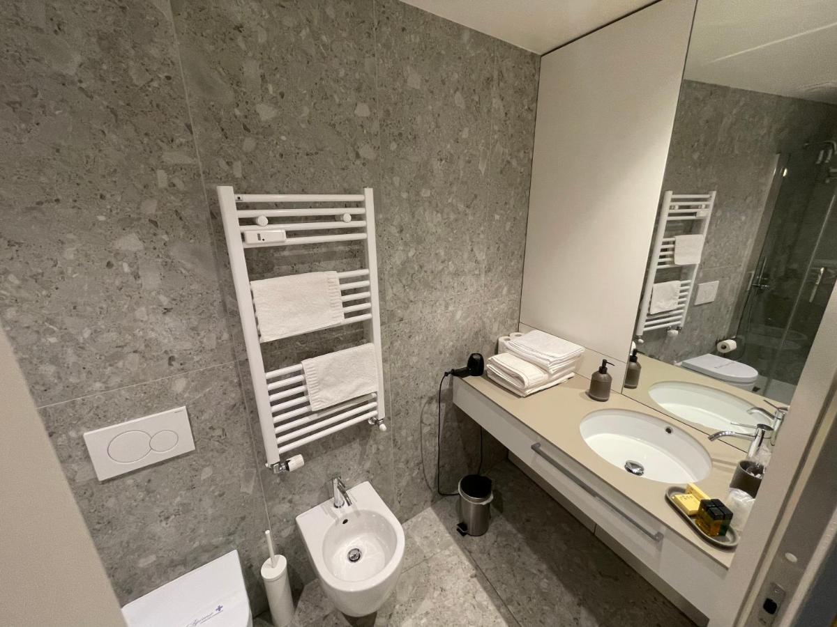 Torino48 Guesthouse Милано Екстериор снимка