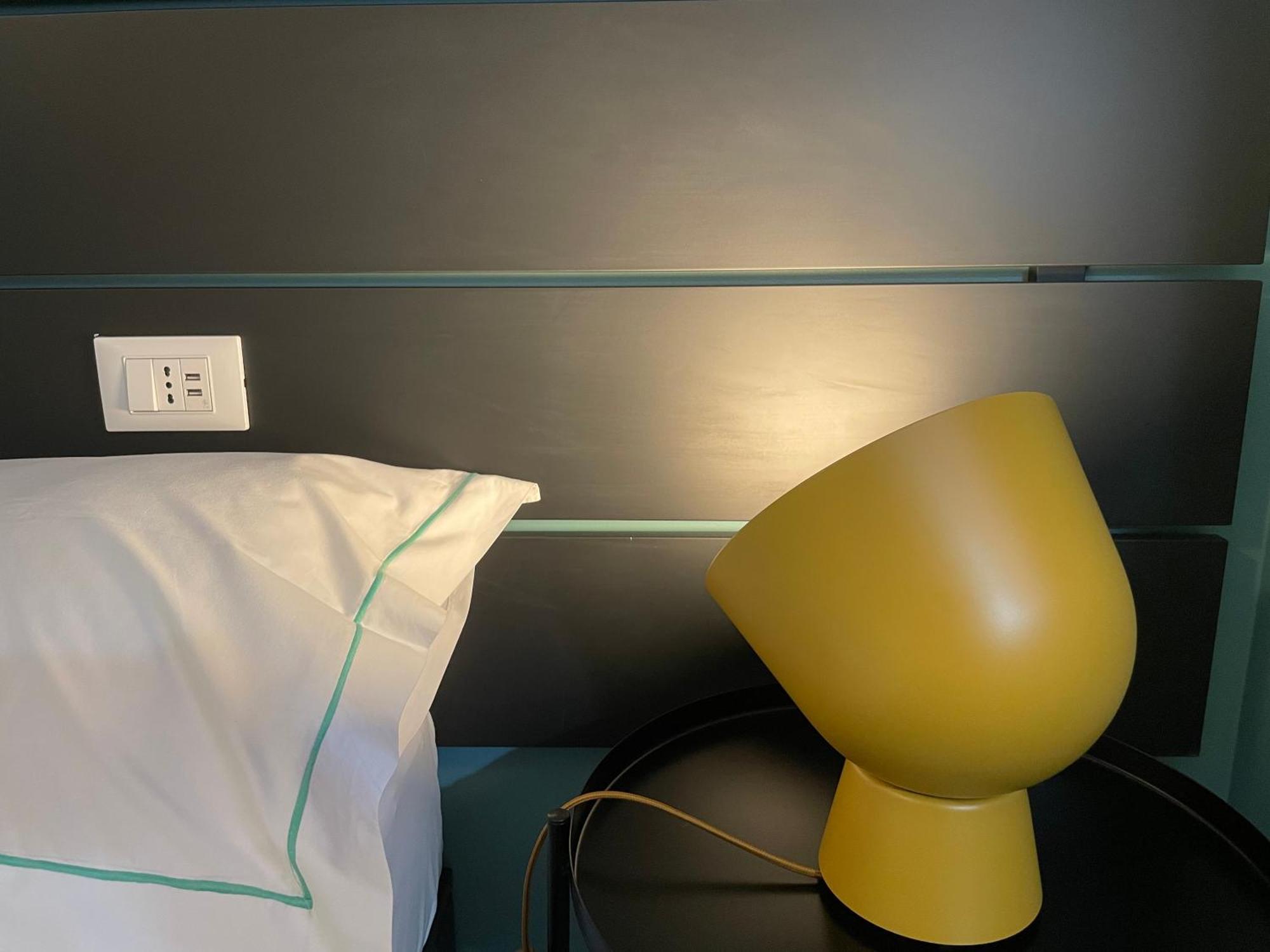 Torino48 Guesthouse Милано Екстериор снимка